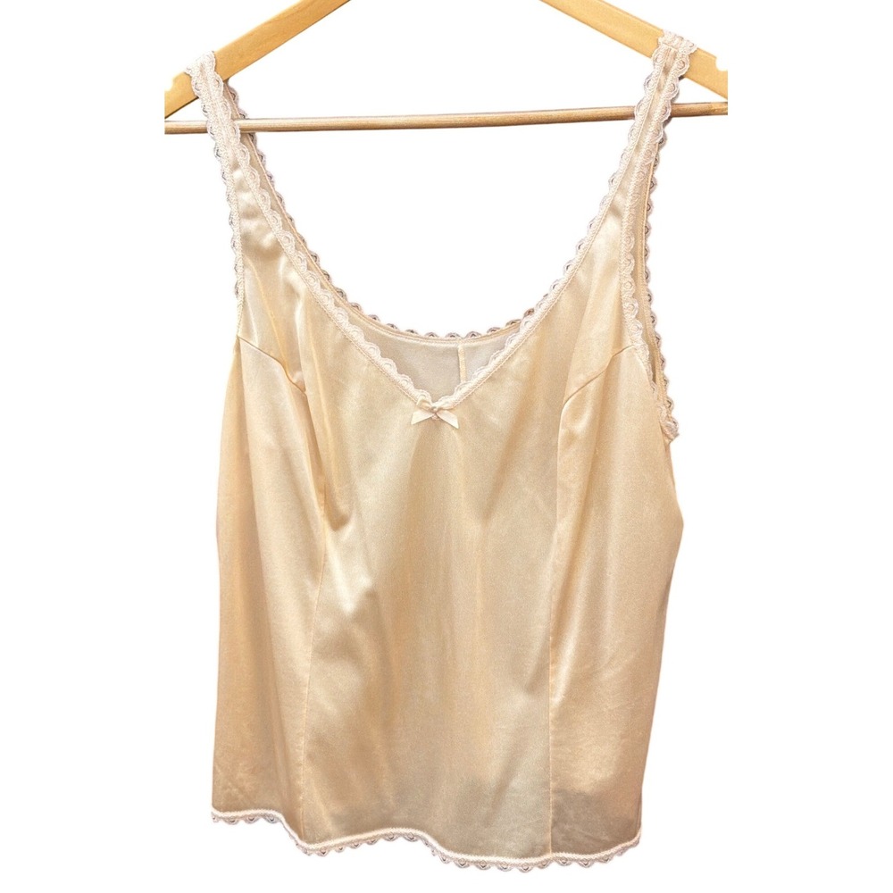 Vintage Adonna Camisole Top Coquette Balletcore Romantic Lace Trim Peach 40